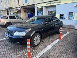 Negru Utilizat 2004 Audi A6 Berlinǎ | 2.300 EUR (Preț bun)