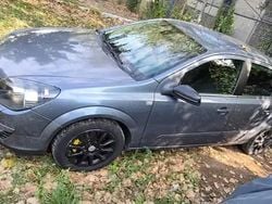 Utilizat 2004 Opel Astra Hatchback | 1.000 EUR (Preț bun)
