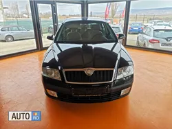 Negru Utilizat 2005 Skoda Octavia Berlinǎ | 2.490 EUR (Preț OK)