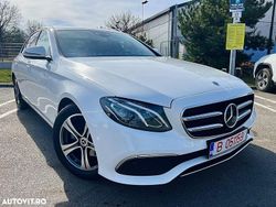 Culoarealb Utilizat 2019 Mercedes E220 Avantgarde Berlinǎ | 22.300 EUR (Preț bun)