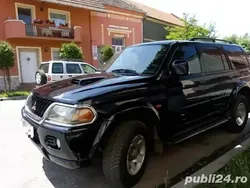 Utilizat 2004 Mitsubishi Pajero SUV | 4.300 EUR
