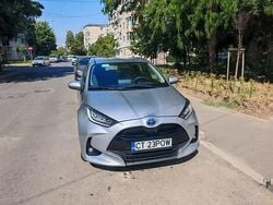 Utilizat 2023 Toyota Yaris Hybrid Hatchback | 19.500 EUR (Scump)