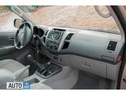 Alta Utilizat 2013 Toyota HiLux Pickup | 5.000 EUR