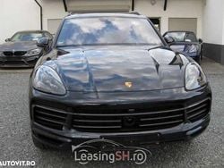 Culoarenegru Utilizat 2022 Porsche Cayenne SUV | 70.059 EUR (Preț bun)