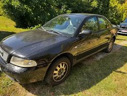 Utilizat 2000 Audi A4 Berlinǎ | 650 EUR