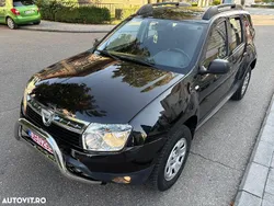 Culoarenegru Utilizat 2011 Dacia Duster Lauréate SUV | 5.150 EUR (Preț bun)