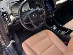 Albastru Utilizat 2020 Volvo XC40 Inscription SUV | 27.000 EUR