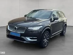 Gri Utilizat 2023 Volvo XC90 Plus SUV | 58.926 EUR (Scump)