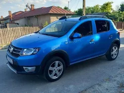 Albastru Utilizat 2013 Dacia Sandero Stepway Hatchback | 5.499 EUR (Puțin scump)