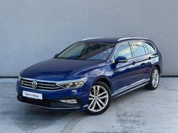 Albastru mediu normal Utilizat 2020 VW Passat Highline | 24.900 EUR (Puțin scump)