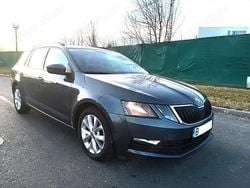 Gri Utilizat 2020 Skoda Octavia Break | 11.999 EUR (Preț bun)