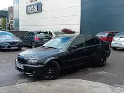 Utilizat 2001 BMW 320 Berlinǎ | 2.000 EUR
