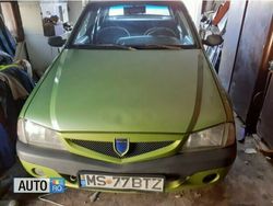 Verde Utilizat 2004 Dacia Solenza Hatchback | 750 EUR