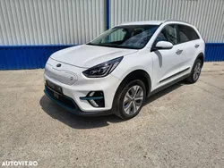 Alb Utilizat 2021 Kia e-Niro Vision SUV | 17.784 EUR