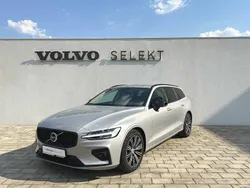 Vapour grey Utilizat 2023 Volvo V60 Plus Break | 36.100 EUR
