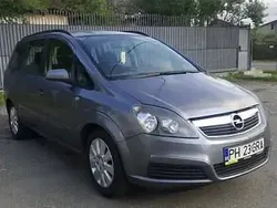 Gri Utilizat 2006 Opel Zafira Monovolum | 2.600 EUR (Scump)