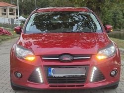 Roșu Utilizat 2013 Ford Focus Break | 5.400 EUR (Preț bun)