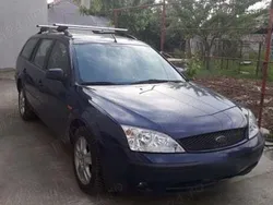 Utilizat 2001 Ford Mondeo Break | 1.300 EUR