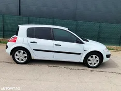 Culoarealb Utilizat 2004 Renault Mégane II Expression Berlinǎ | 800 EUR (Super Preț)