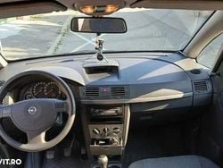 Culoarealbastru Utilizat 2007 Opel Meriva Essentia Monovolum | 1.700 EUR (Preț bun)
