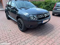 Gri Utilizat 2014 Dacia Duster Lauréate SUV | 6.000 EUR (Super Preț)
