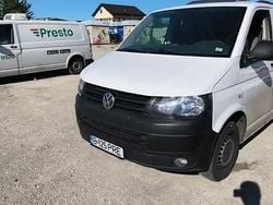 Alb Utilizat 2015 VW T5 Van | 6.500 EUR (Super Preț)