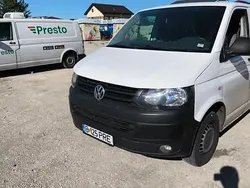 Alb Utilizat 2015 VW T5 Van | 6.500 EUR (Super Preț)