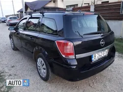 Negru Utilizat 2006 Opel Astra Break | 2.790 EUR