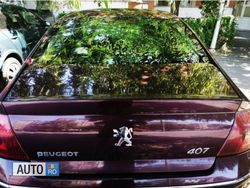 Violet Utilizat 2005 Peugeot 407 Berlinǎ | 2.599 EUR (Puțin scump)
