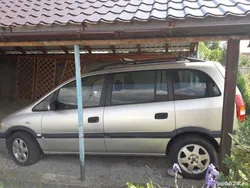 Gri Utilizat 2002 Opel Zafira Monovolum | 1.150 EUR