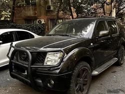 Negru Utilizat 2007 Nissan Pathfinder SUV | 7.500 EUR