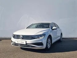 Albnormal Utilizat 2019 VW Passat Comfortline Berlinǎ | 14.900 EUR (Preț bun)