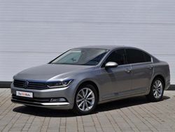 Auriu metalic pereffect Utilizat 2015 VW Passat Comfortline Berlinǎ | 14.700 EUR (Preț OK)