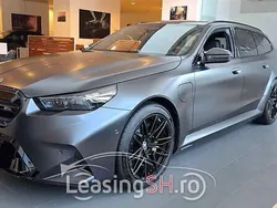Gri Nouă 2025 BMW M5 Break | 146.926 EUR