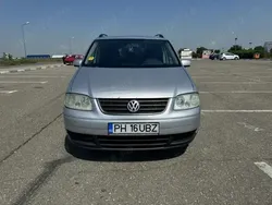 Argintiu Utilizat 2005 VW Touran Monovolum | 2.300 EUR (Preț OK)