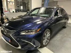 Albastru Utilizat 2021 Lexus ES300H Executive Line Berlinǎ | 31.899 EUR