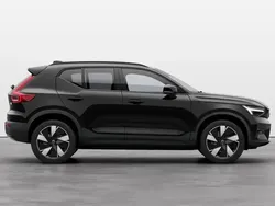 ["onyx black"] Nouă 2024 Volvo XC40 SUV | 56.376 EUR