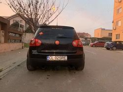 Negru Utilizat 2005 VW Golf V Hatchback | 8.000 EUR