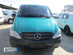 Verde Utilizat 2014 Mercedes Vito Monovolum | 13.900 EUR (Preț OK)