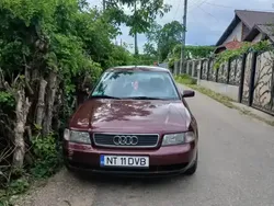 Utilizat 1997 Audi A4 Berlinǎ | 800 EUR