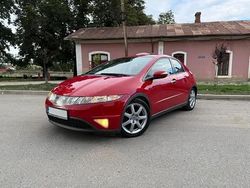 Rosu Utilizat 2008 Honda Civic Hatchback | 6.450 EUR (Puțin scump)
