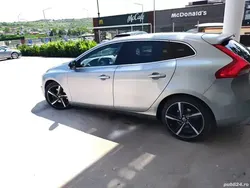 Utilizat 2015 Volvo V40 R-Design Break | 12.000 EUR (Puțin scump)