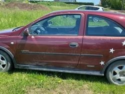 Utilizat 2002 Opel Corsa Coupe | 1.200 EUR (Preț OK)