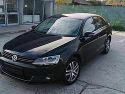 Culoarenegru Utilizat 2011 VW Jetta Comfortline Berlinǎ | 5.990 EUR (Puțin scump)