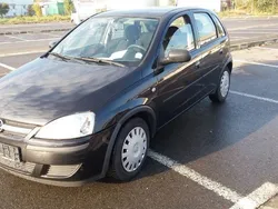Negru Utilizat 2004 Opel Corsa Hatchback | 1.990 EUR (Preț bun)