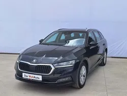 Negru metalic perleffect Utilizat 2021 Skoda Octavia Style Break | 21.700 EUR (Puțin scump)