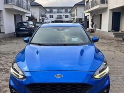 Culoarealbastru Utilizat 2018 Ford Focus ST-Line Hatchback | 13.900 EUR (Puțin scump)