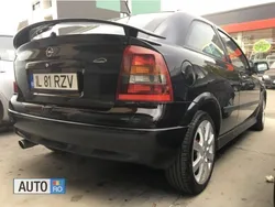 Negru Utilizat 2003 Opel Astra Hatchback | 1.750 EUR (Preț OK)