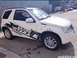 Alb Utilizat 2010 Suzuki Grand Vitara SUV | 3.800 EUR (Super Preț)