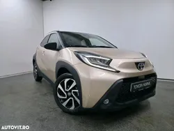 Bej Utilizat 2023 Toyota Aygo Hatchback | 17.000 EUR